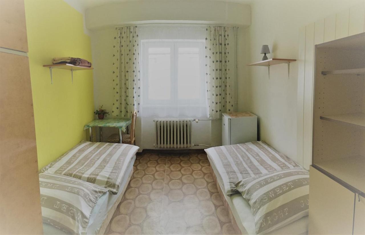 Ubytovani U Ropaku Horni Slavkov Exterior photo